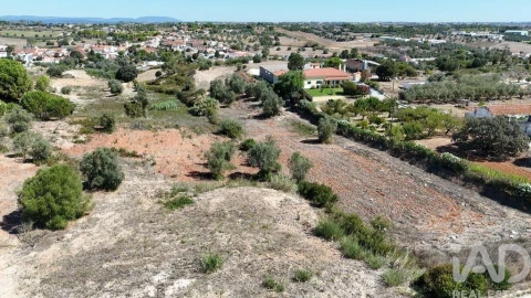 Terreno para Venda em Azambujeira e Malaqueijo