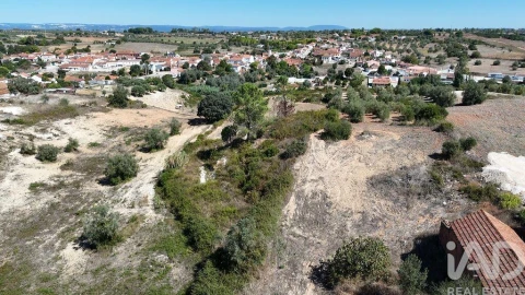Terreno para Venda em Azambujeira e Malaqueijo