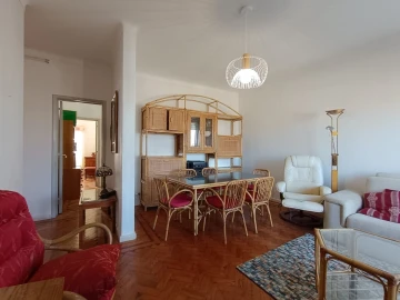Apartamento para Venda em Lagos (São Sebastião e Santa Maria)