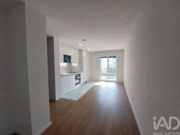 Apartamento para Venda em Cidade da Maia
