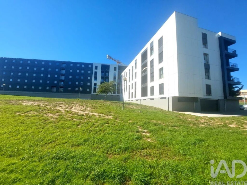 Apartamento para Venda em Cidade da Maia Foto 24
