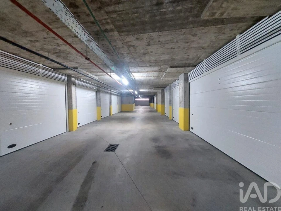 Apartamento para Venda em Cidade da Maia Foto 27