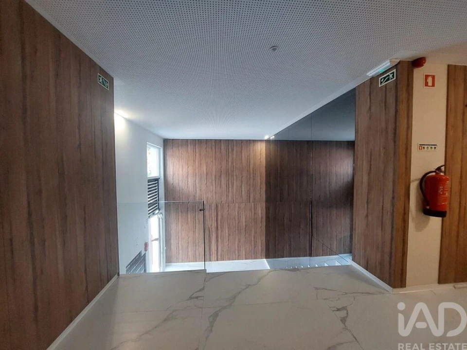 Apartamento para Venda em Cidade da Maia Foto 19