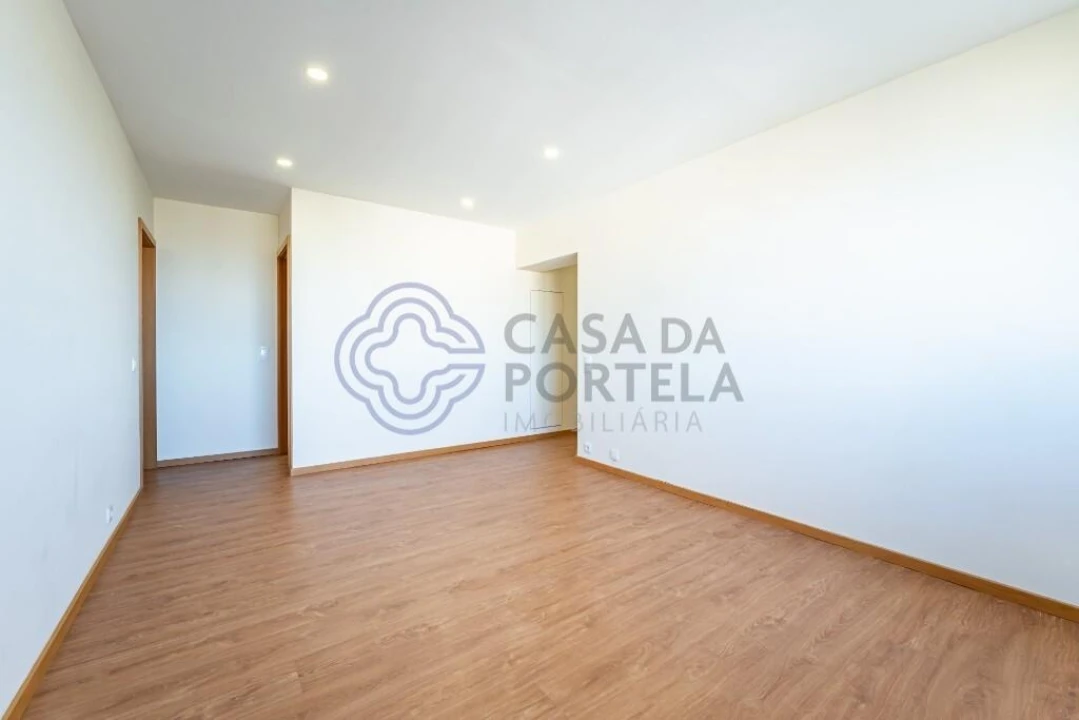 Apartamento T3 para Venda em Ramalde Foto 7