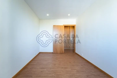 Apartamento T3 para Venda em Ramalde