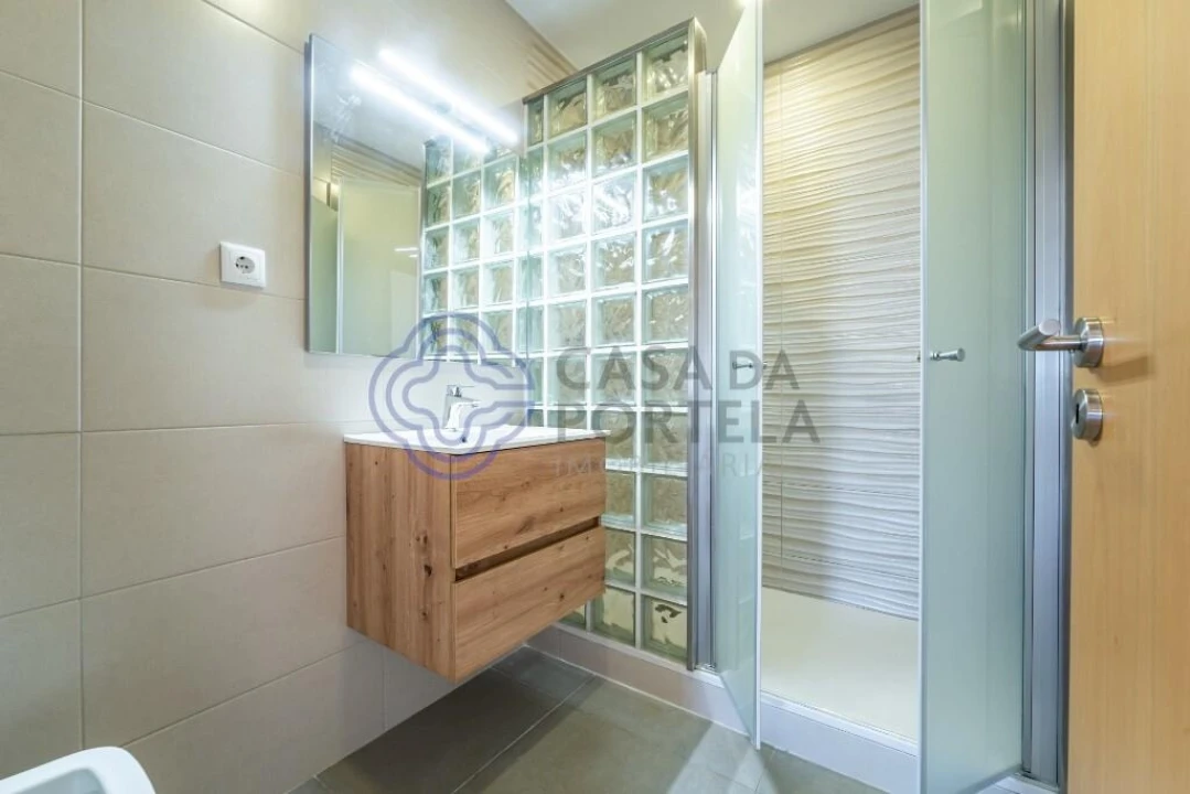 Apartamento T3 para Venda em Ramalde Foto 19
