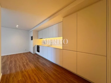 Apartamento T3 para Venda em Creixomil