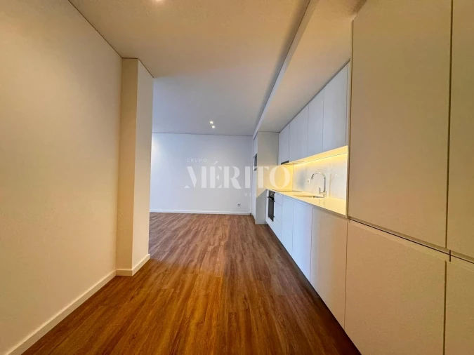 Apartamento T3 para Venda em Creixomil Foto 6