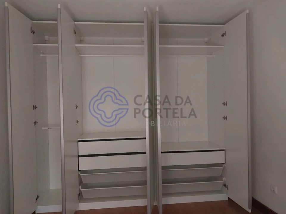 Apartamento T2 para Arrendamento em Campanhã Foto 8