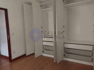 Apartamento T2 para Arrendamento em Campanhã