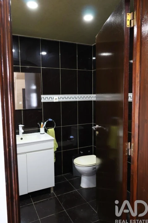 Moradia T3 para Venda em Lagoa (Santa Cruz)