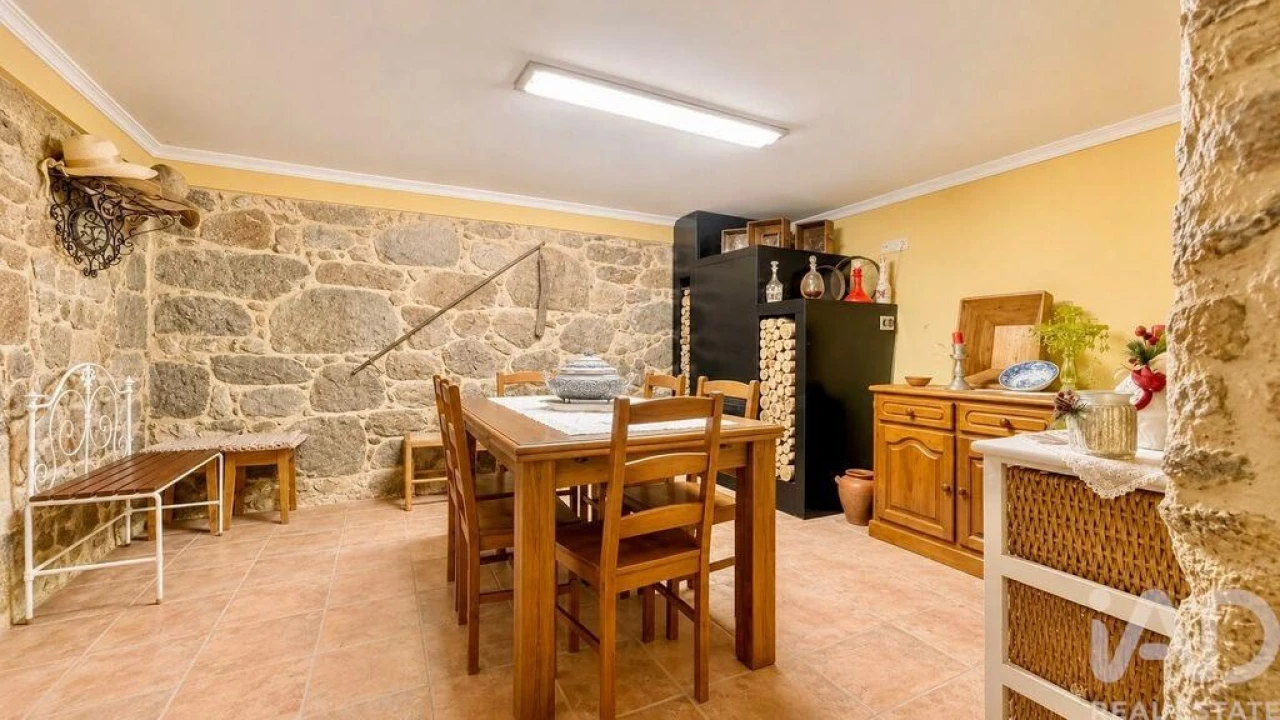 Moradia T3 para Venda em Rocas do Vouga Foto 6