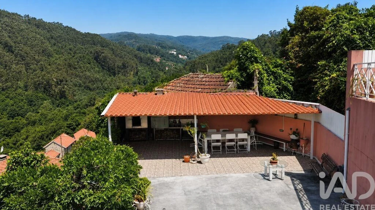 Moradia T3 para Venda em Rocas do Vouga Foto 15