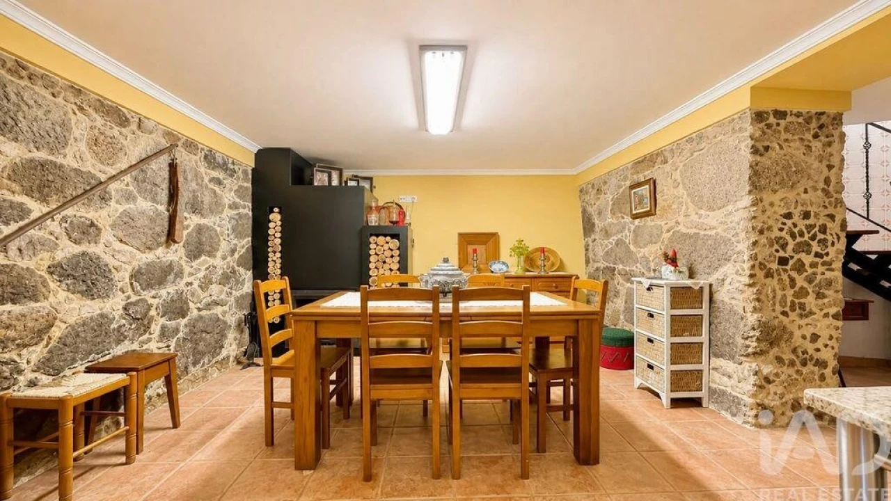 Moradia T3 para Venda em Rocas do Vouga Foto 13