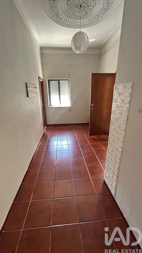 Moradia T4 para Venda em Cedofeita, Santo Ildefonso, Sé, Miragaia, São Nicolau e Vitória