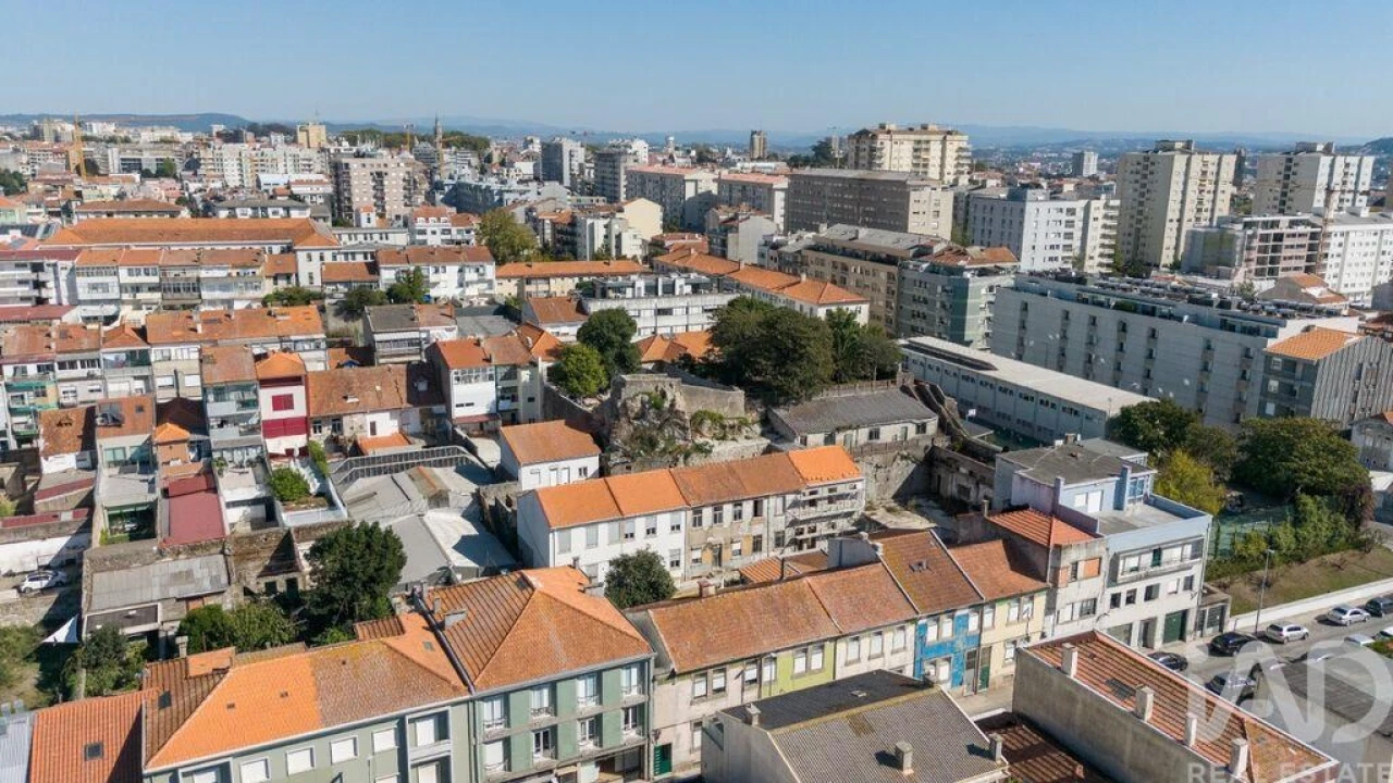 Moradia T4 para Venda em Cedofeita, Santo Ildefonso, Sé, Miragaia, São Nicolau e Vitória Foto 23