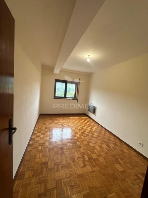 Apartamento T3 para Venda em Madalena e Samaiões