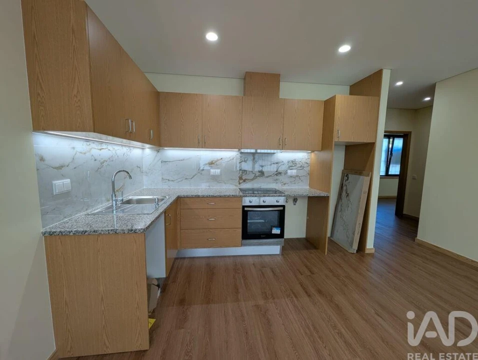 Apartamento T2 para Venda em Póvoa de Varzim, Beiriz e Argivai Foto 1