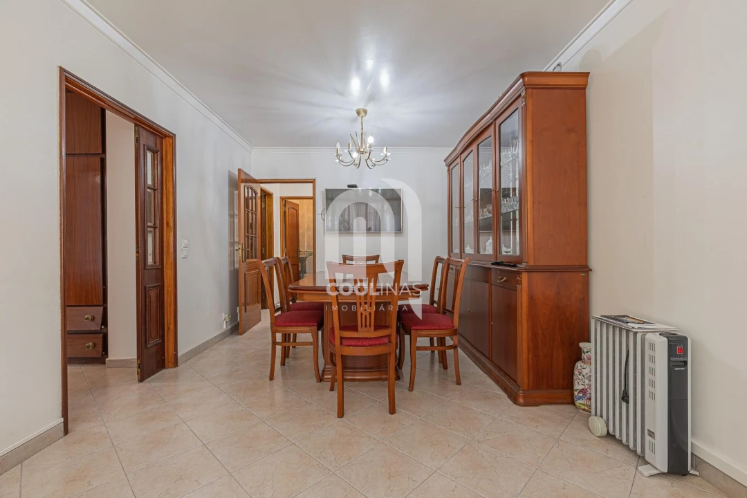 Apartamento T4 para Venda em Caparica e Trafaria Foto 33