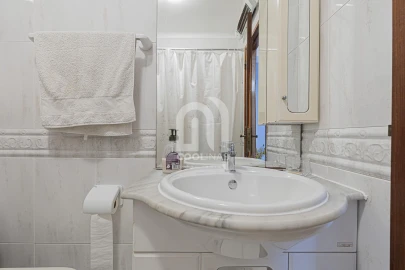 Apartamento T4 para Venda em Caparica e Trafaria