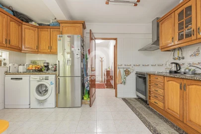 Apartamento T4 para Venda em Caparica e Trafaria