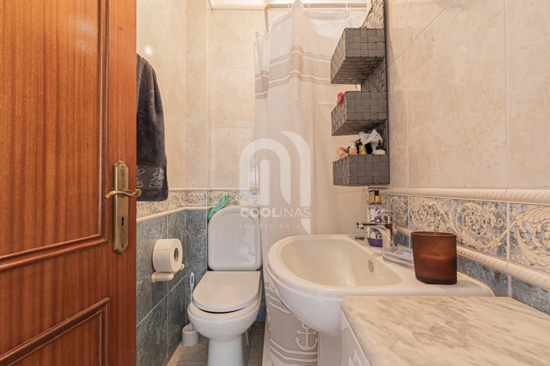 Apartamento T4 para Venda em Caparica e Trafaria Foto 31