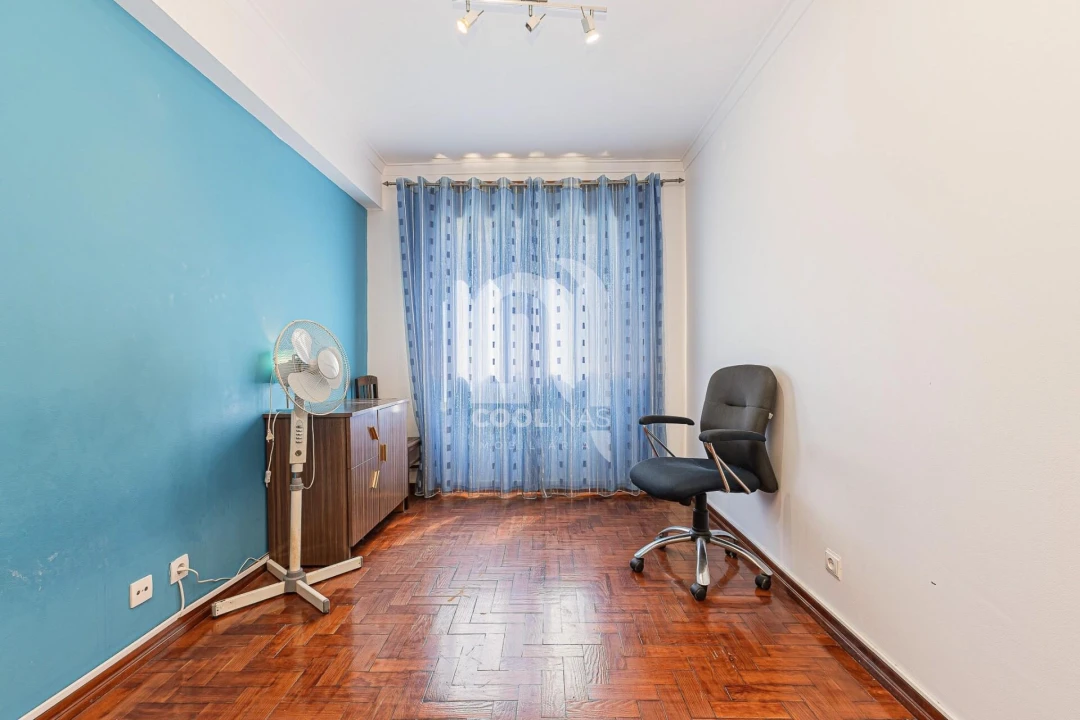 Apartamento T4 para Venda em Caparica e Trafaria Foto 1