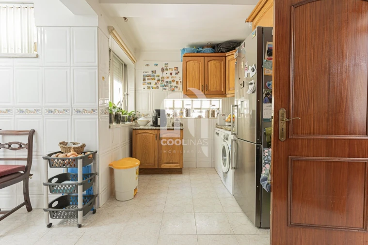 Apartamento T4 para Venda em Caparica e Trafaria Foto 29