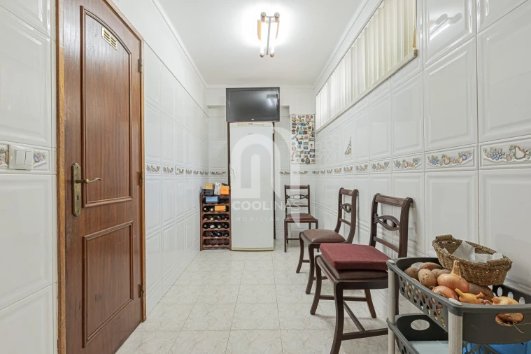 Apartamento T4 para Venda em Caparica e Trafaria Foto 26