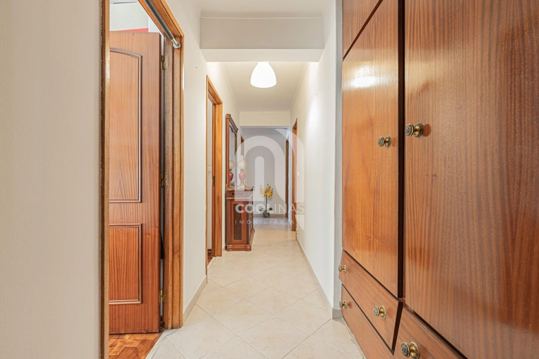 Apartamento T4 para Venda em Caparica e Trafaria Foto 20