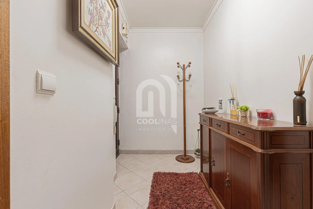 Apartamento T4 para Venda em Caparica e Trafaria Foto 35