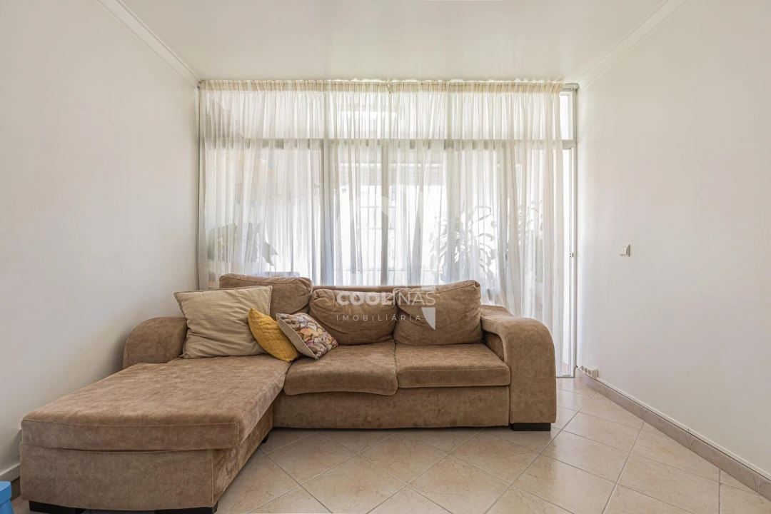 Apartamento T4 para Venda em Caparica e Trafaria Foto 30