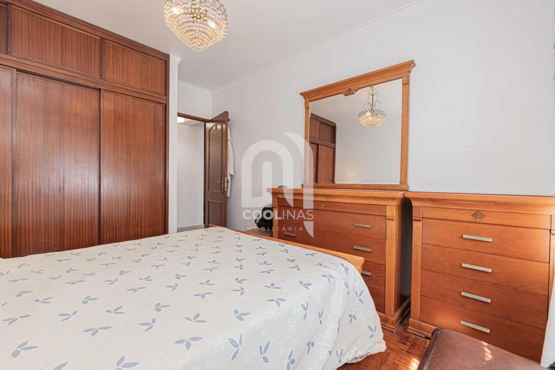 Apartamento T4 para Venda em Caparica e Trafaria Foto 15