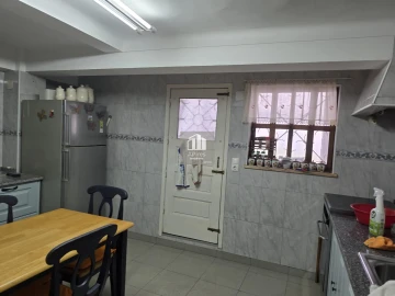 Moradia T4 para Venda em Charneca de Caparica e Sobreda