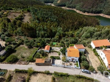 Moradia T2 para Venda em São Pedro de Alva e São Paio de Mondego