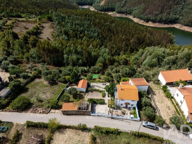 Moradia T2 para Venda em São Pedro de Alva e São Paio de Mondego Foto 36