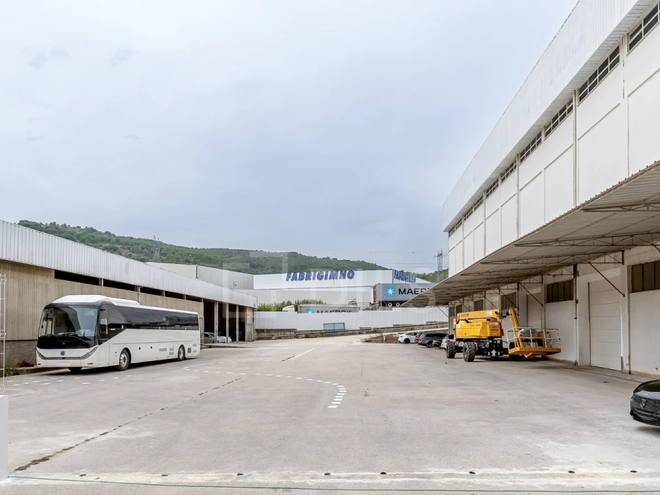 Armazém para Arrendamento em Alverca do Ribatejo e Sobralinho Foto 11
