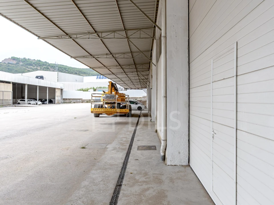 Armazém para Arrendamento em Alverca do Ribatejo e Sobralinho Foto 14