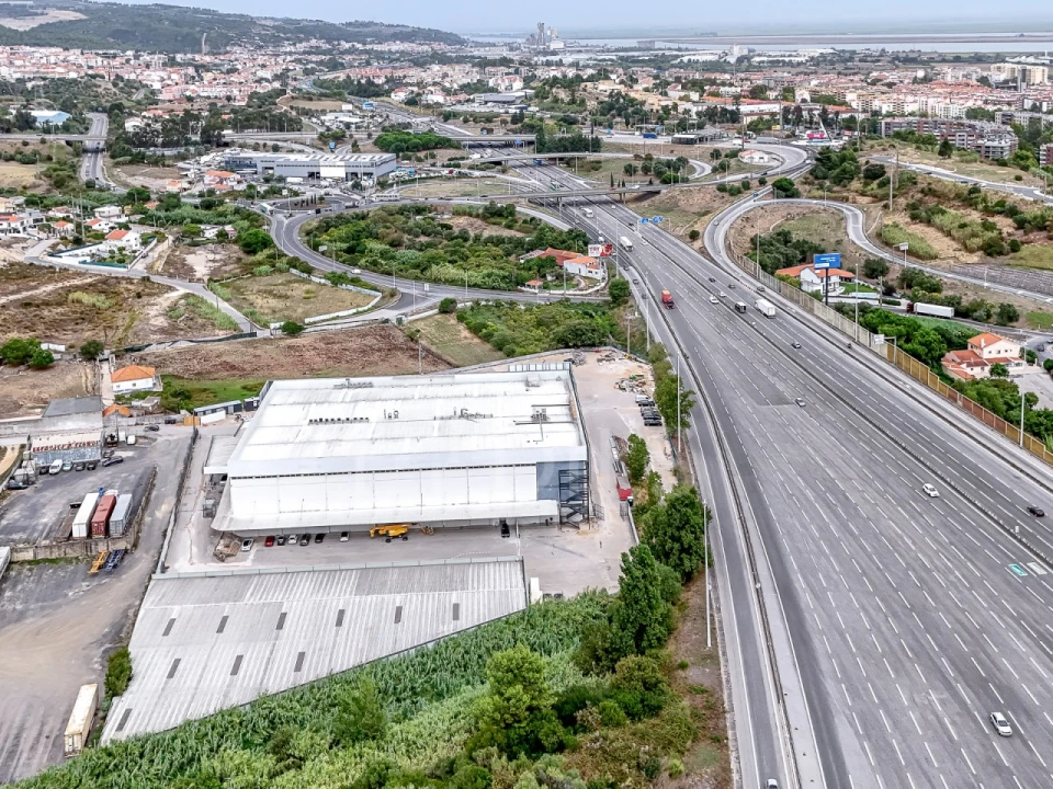 Armazém para Arrendamento em Alverca do Ribatejo e Sobralinho Foto 24