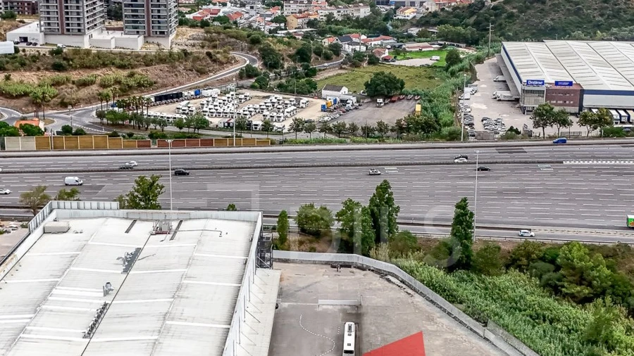 Armazém para Arrendamento em Alverca do Ribatejo e Sobralinho
