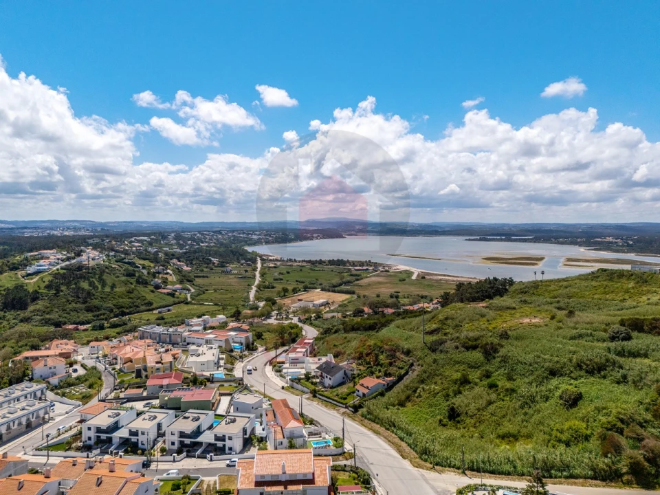 Moradia T3 para Venda em Foz do Arelho Foto 39