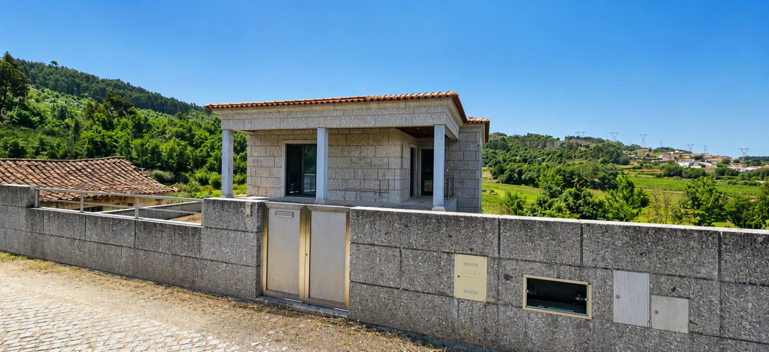 Moradia T3 para Venda em Selho (São Cristovão) Foto 1