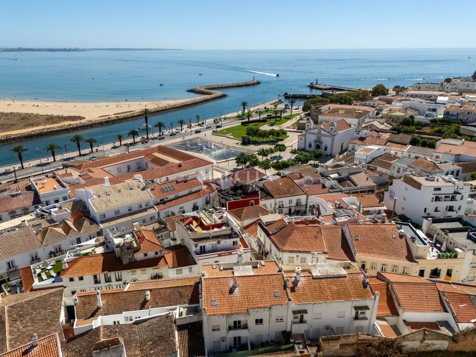Apartamento T4 para Venda em Lagos (São Sebastião e Santa Maria) Foto 1
