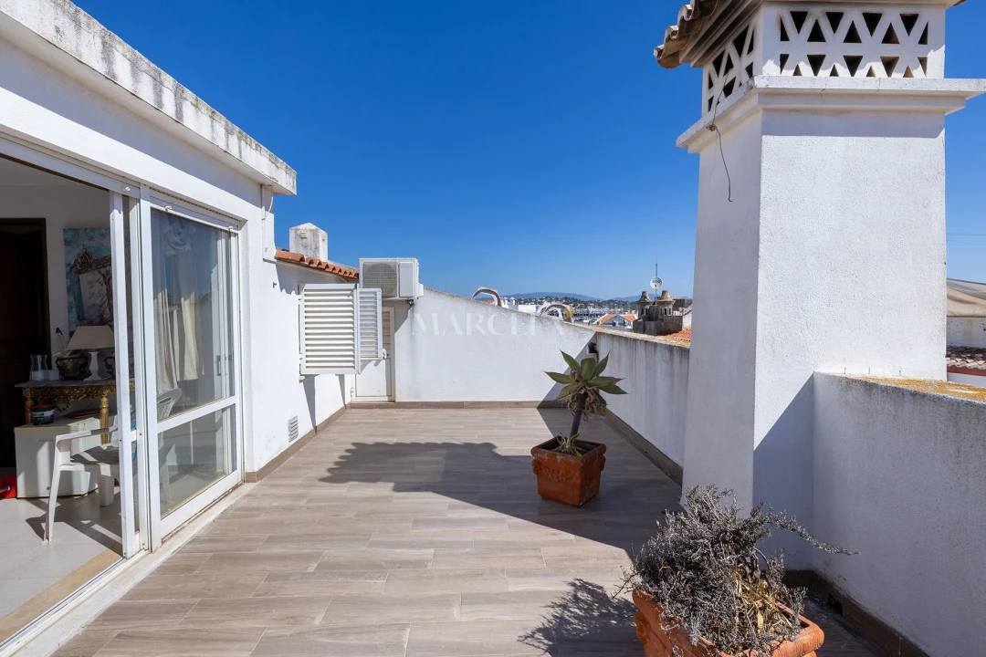 Apartamento T4 para Venda em Lagos (São Sebastião e Santa Maria) Foto 25