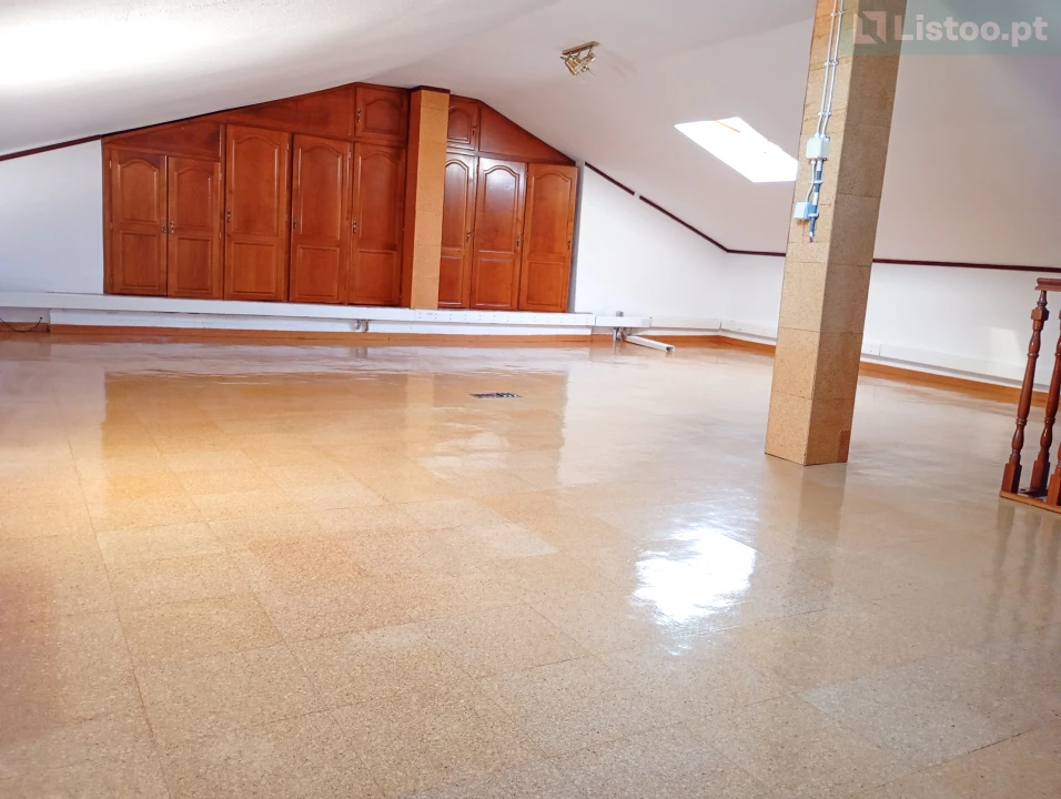 Moradia T4 para Venda em Algés, Linda-A-Velha e Cruz Quebrada-Dafundo Foto 42