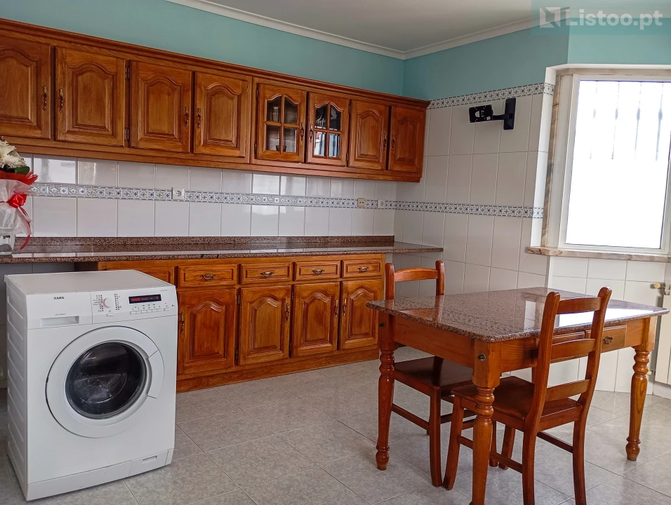 Moradia T4 para Venda em Algés, Linda-A-Velha e Cruz Quebrada-Dafundo Foto 12