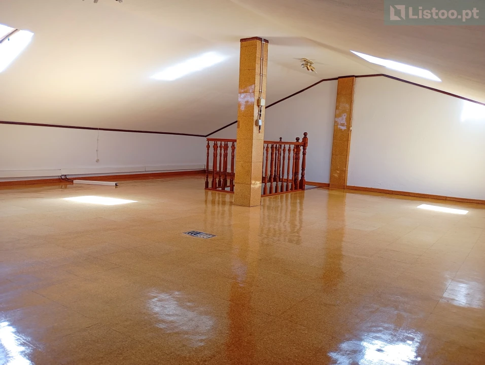 Moradia T4 para Venda em Algés, Linda-A-Velha e Cruz Quebrada-Dafundo Foto 43