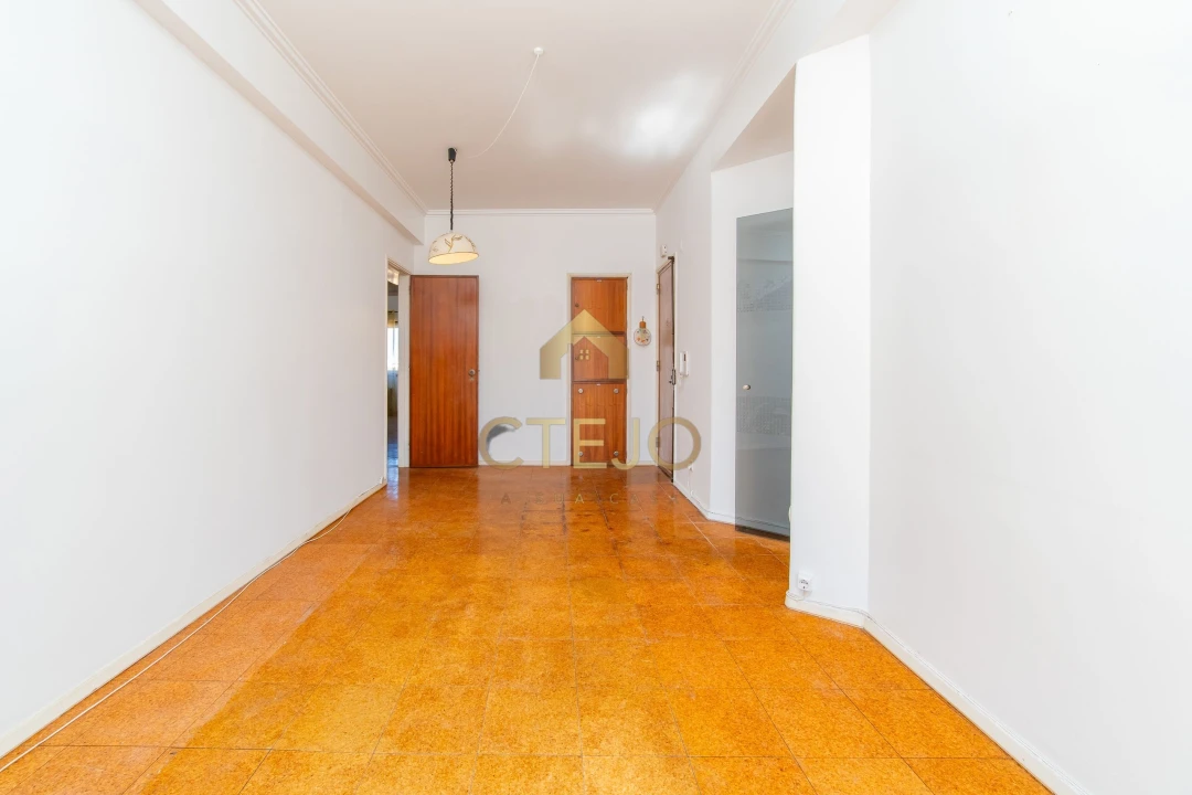 Apartamento T2 para Venda em Parque das Nações Foto 18