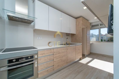 Apartamento T2 para Venda em Parque das Nações