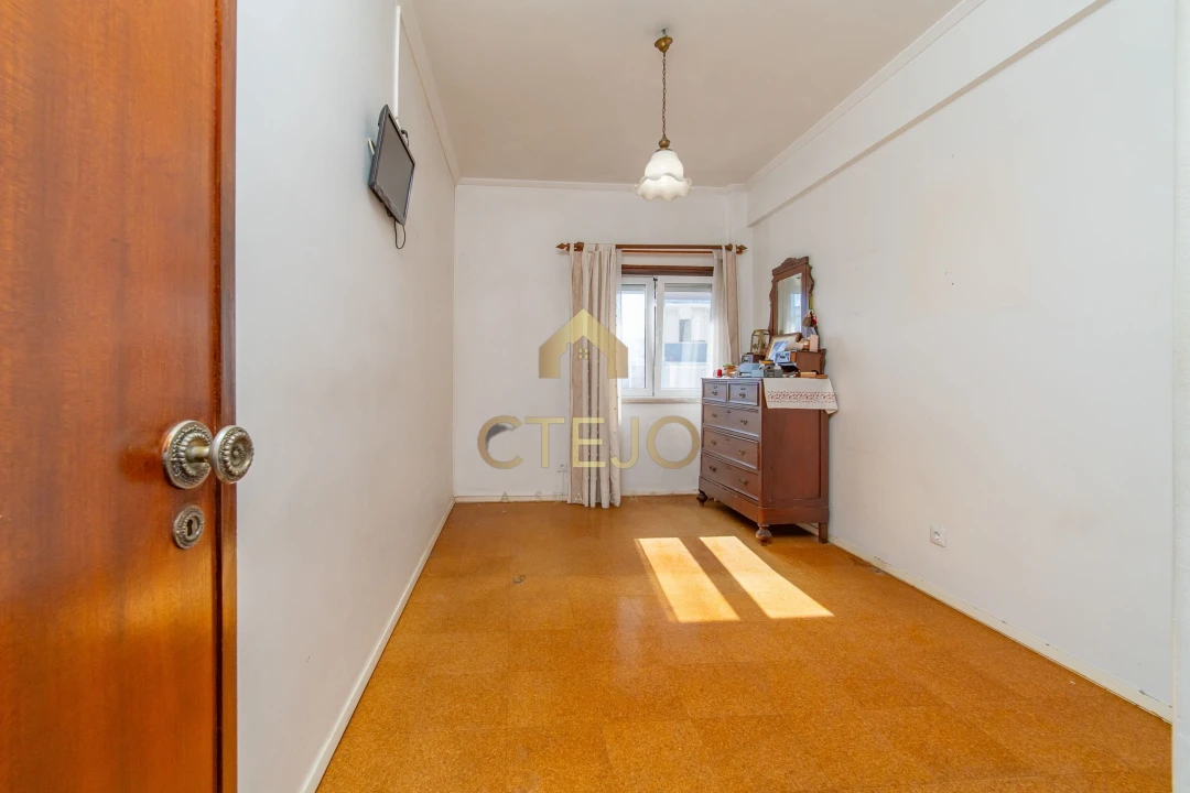 Apartamento T2 para Venda em Parque das Nações Foto 20